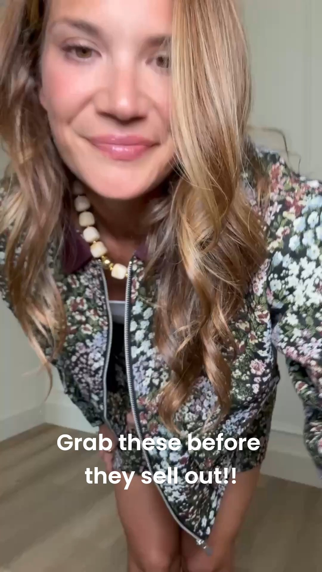This matching floral set is such a fun fall find. Wear the jacket and skirt together or mix them with basics to get completely different outfits.

Size L

floral matching set, floral jacket, mini skirt, fall matching set, tall girl outfit, fall outfit idea, two piece set, printed jacket, fall fashion, tall women style, stangandco

#LTKootd #LTKSeasonal #LTKTall