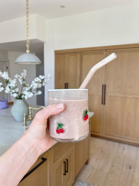 HOME \ the cutest glass cups for spring and summer!🍒🍒🍒

Kitchen
Entertaining
Smoothie cup 

#LTKSeasonal #LTKHome #LTKFindsUnder50