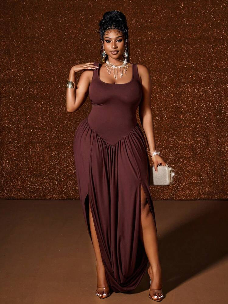 Maweii Plus Size Women's Solid Color Square Neck Ruched Slit Hem Casual Sleeveless Dress | SHEIN