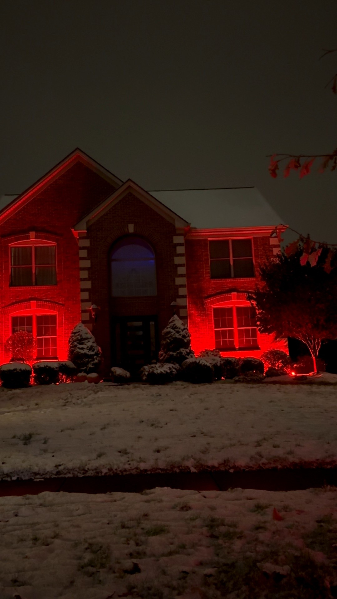 ✨ Want to light up your outdoor space without spending thousands? These lights are for you — run to Wayfair before they sell out!

#LTKSeasonal #LTKHoliday #LTKHome