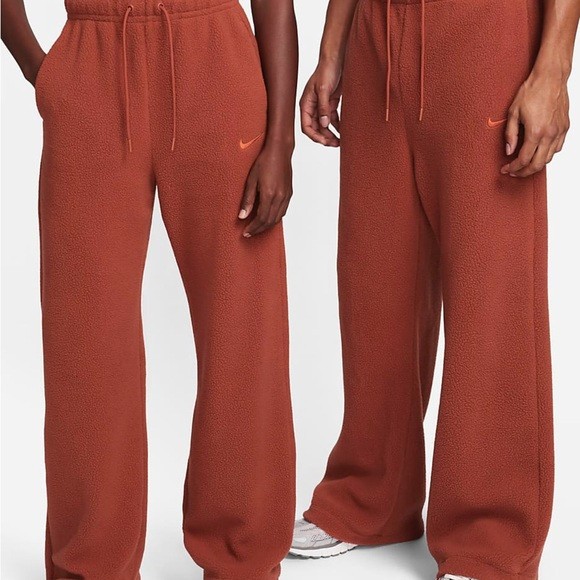 Nike Women’s Plush Pants | Poshmark