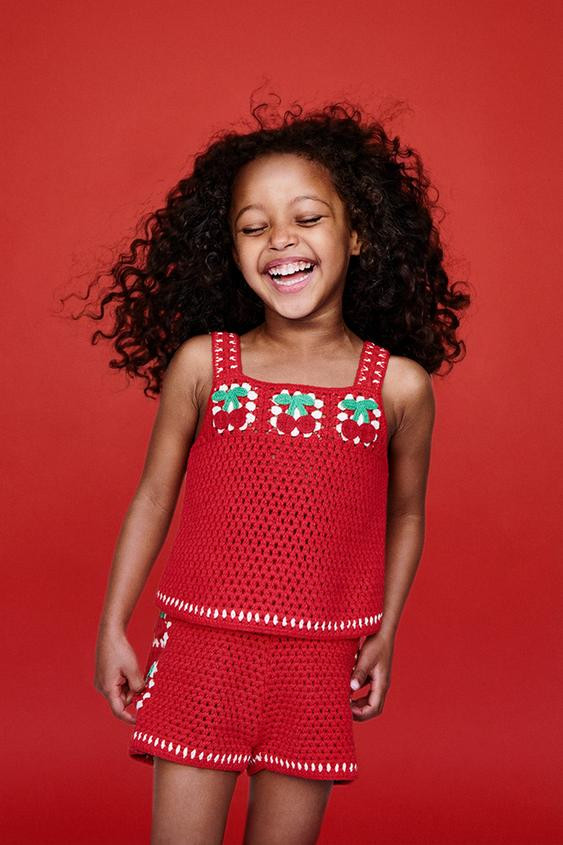 CHERRY CROCHET KNIT TOP | Zara US