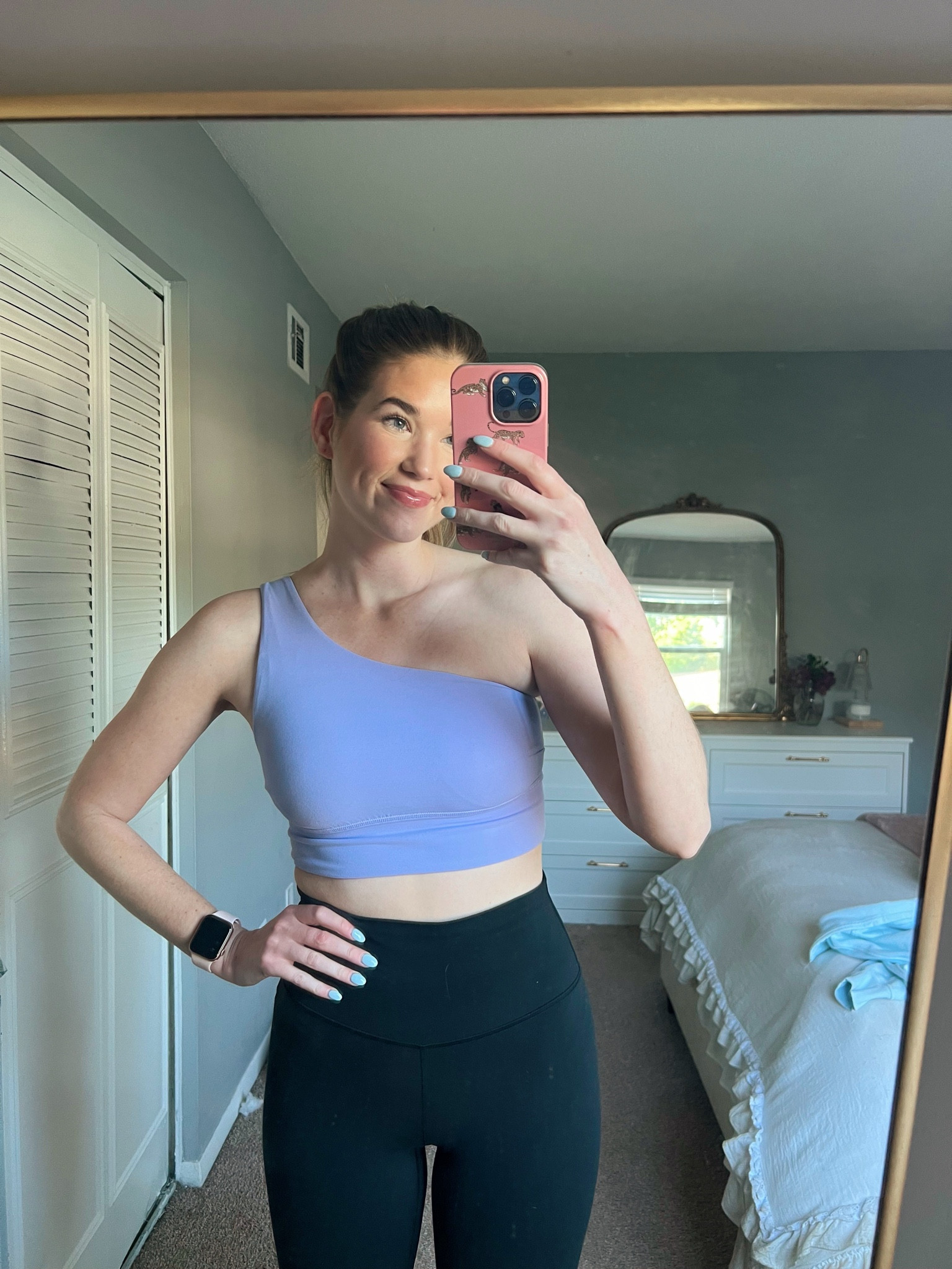 workout outfit today 🤍 this lululemon top is on sale for $29! it’s final sale unless you’re a member - then you can return for store credit 

(related search: gym outfit, workout style, one shoulder sports bra, Pilates outfit, Pilates style)

#LTKFindsUnder100 #LTKFitness #LTKFindsUnder50