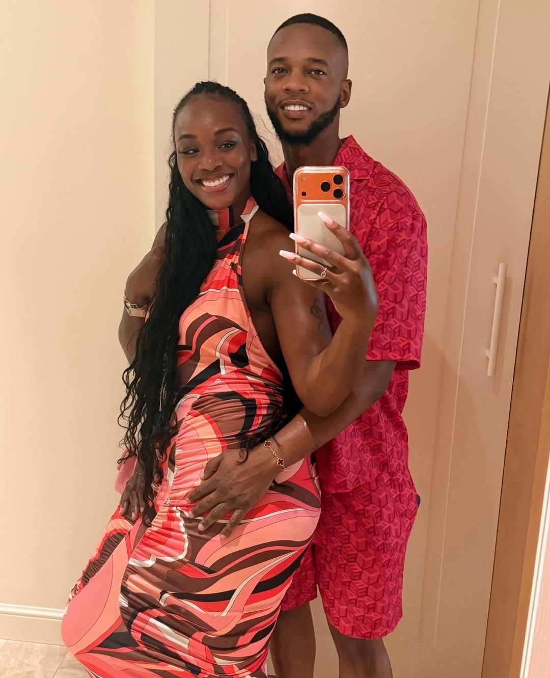 @fashionbombcouples flash! @claressashields and @papoose coordinated in matching pink looks. The boxing champion wore a $55.90 @shopakira “Perfectly Extra High Neck Printed Maxi Dress” while her beau wore a $250 @purplebrand Logo Pattern Camp Shirt. Hot! Or Hmm..?

📸: IG / @claressashields

#claressashields #claressashieldsfbd #claressashieldsstyle #purplebrand #fashionbombdaily