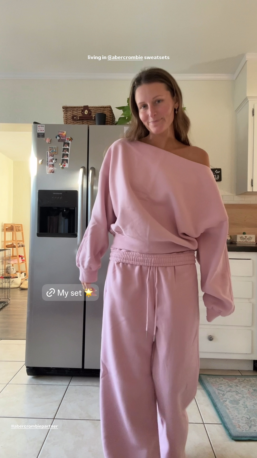 #AbercrombiePartner living in my @abercrombie sweatsets 