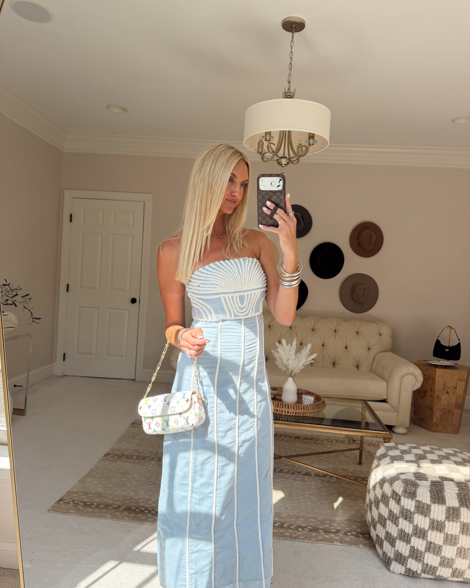 Vacation or Wedding Guest dress code: hollyday for a discount