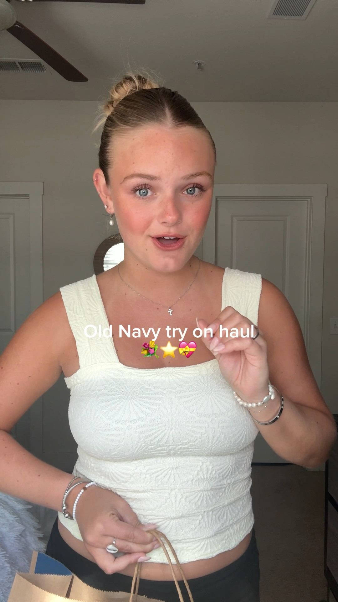Old Navy try on haul🤍🤍

#LTKSpringSale #LTKSeasonal #LTKgrwm