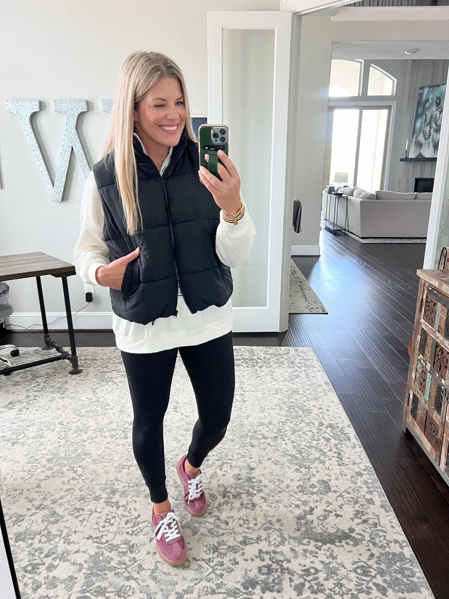 Cozy Outfit Idea 

Puffer vest  cozy outfit  casual outfits  everyday wear  comfy outfits  ageless  women's fashion  early fall fashion  trendy mom outfits  FitMomming

#LTKStyleTip #LTKSeasonal #LTKActive