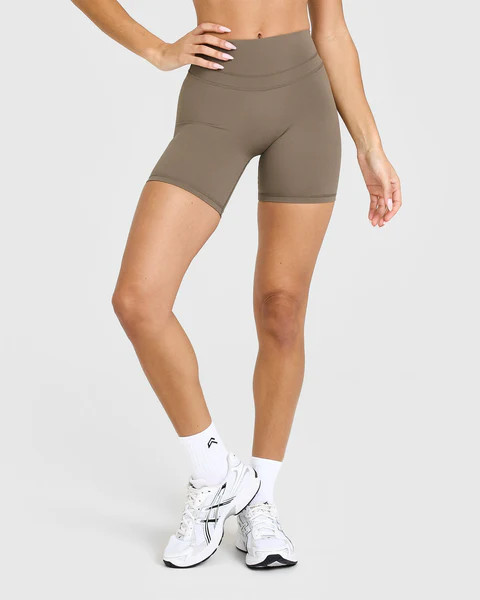 Unified High Waisted Shorts 6" 
 Moss Brown | Oner Active (UK / US)