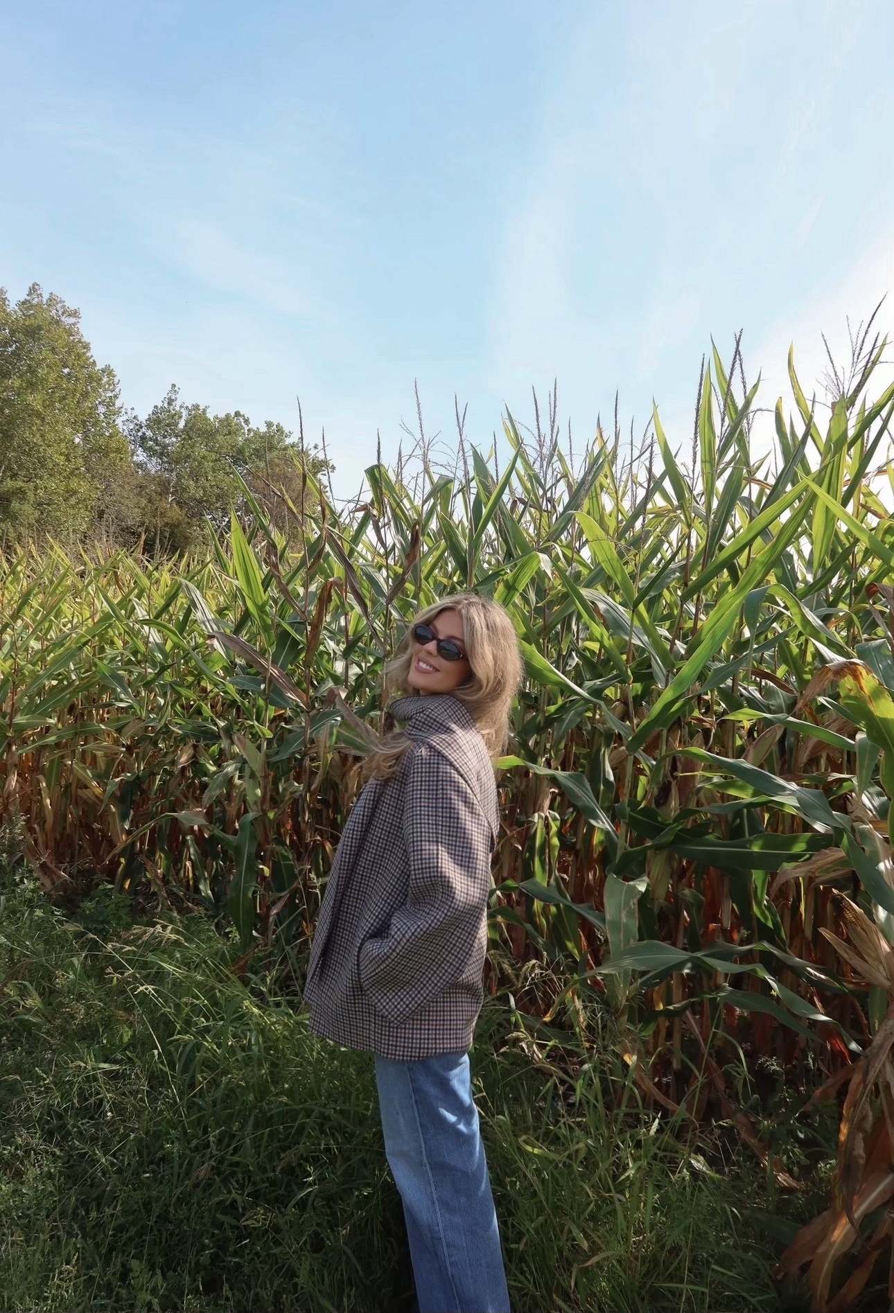 Fall outfit inspo, scarf jacket



Fall outfits, barn jacket, upstate New York,  outfit ideas, coastal grandmother, quiet luxury, loafers, winter outfit idea, winter outfit inspo

#LTKStyleTip #LTKTravel #LTKSeasonal