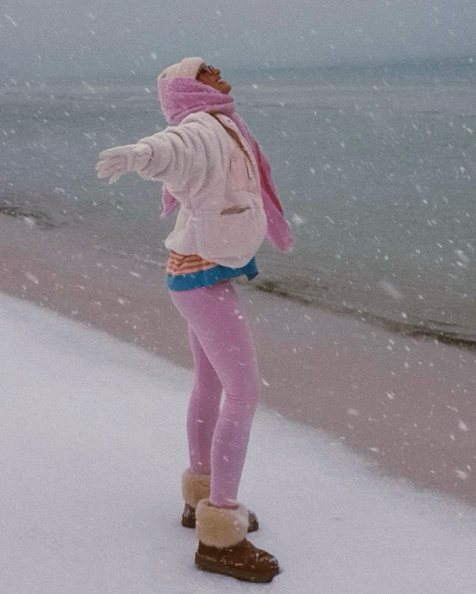 Snow day at the beach! ❄️🩷

#LTKTravel #LTKBump #LTKStyleTip