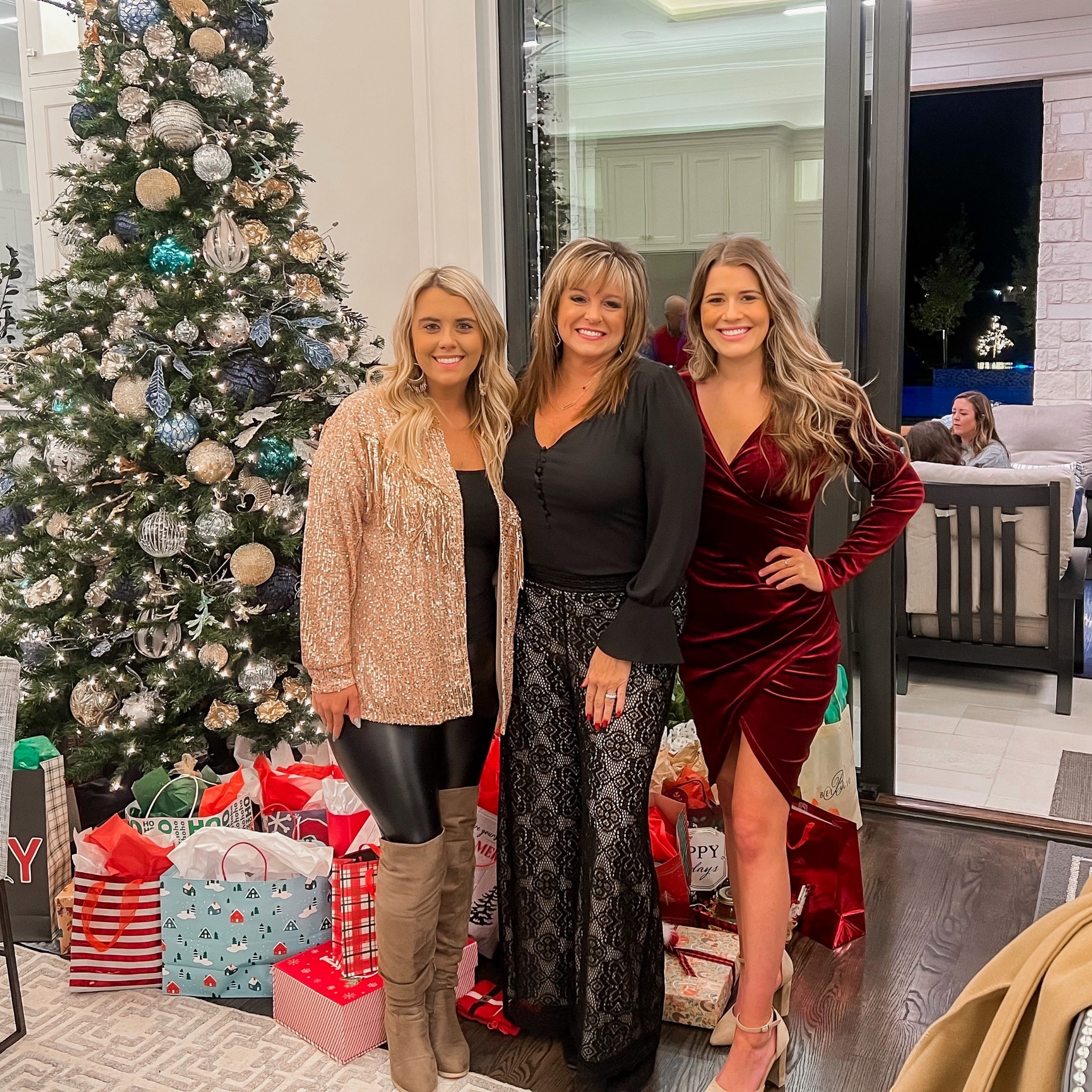 Christmas Party Inspo✨

#LTKHoliday #LTKootd #LTKgrwm