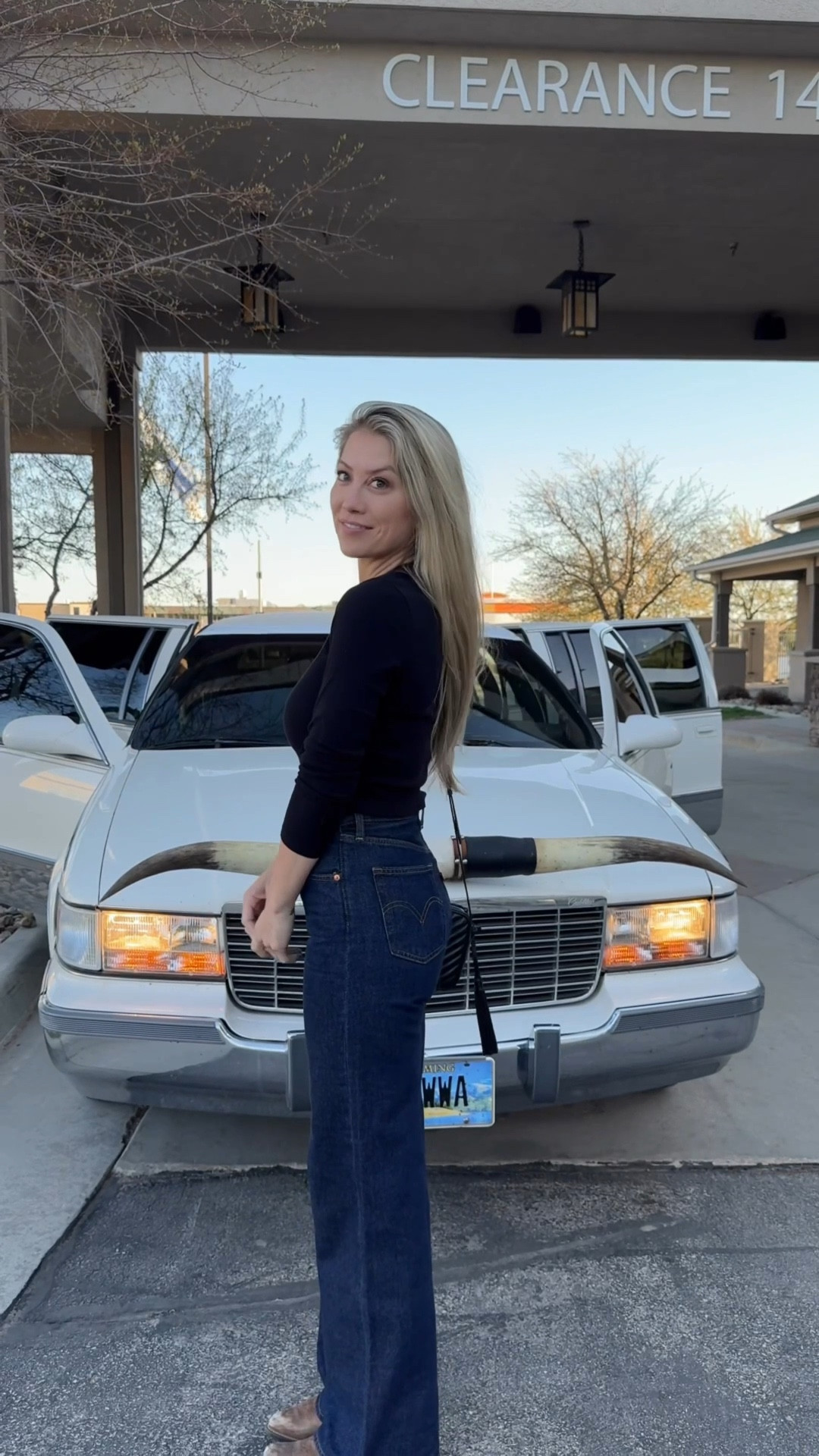 A lil dinner night outfit 🤍🖤

#LTKSaleAlert #LTKStyleTip