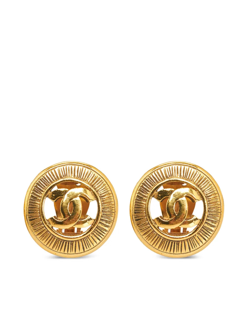 CHANEL Pre-Owned CC cut-out clip-on Earrings - Farfetch | Farfetch Global