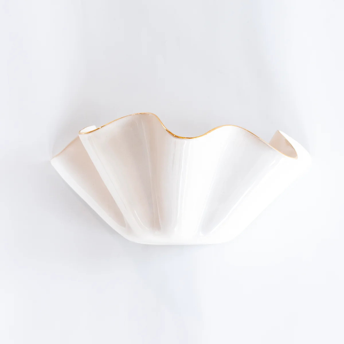 Desirie Wavy Wall Pocket | Susan Gordon Pottery