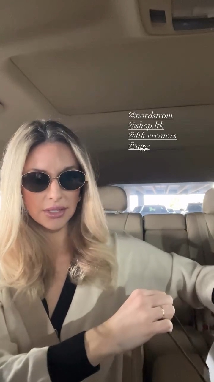 These UGGs 😍

@nordstrom 
@shop.ltk 
@ltk.creators 
@ugg