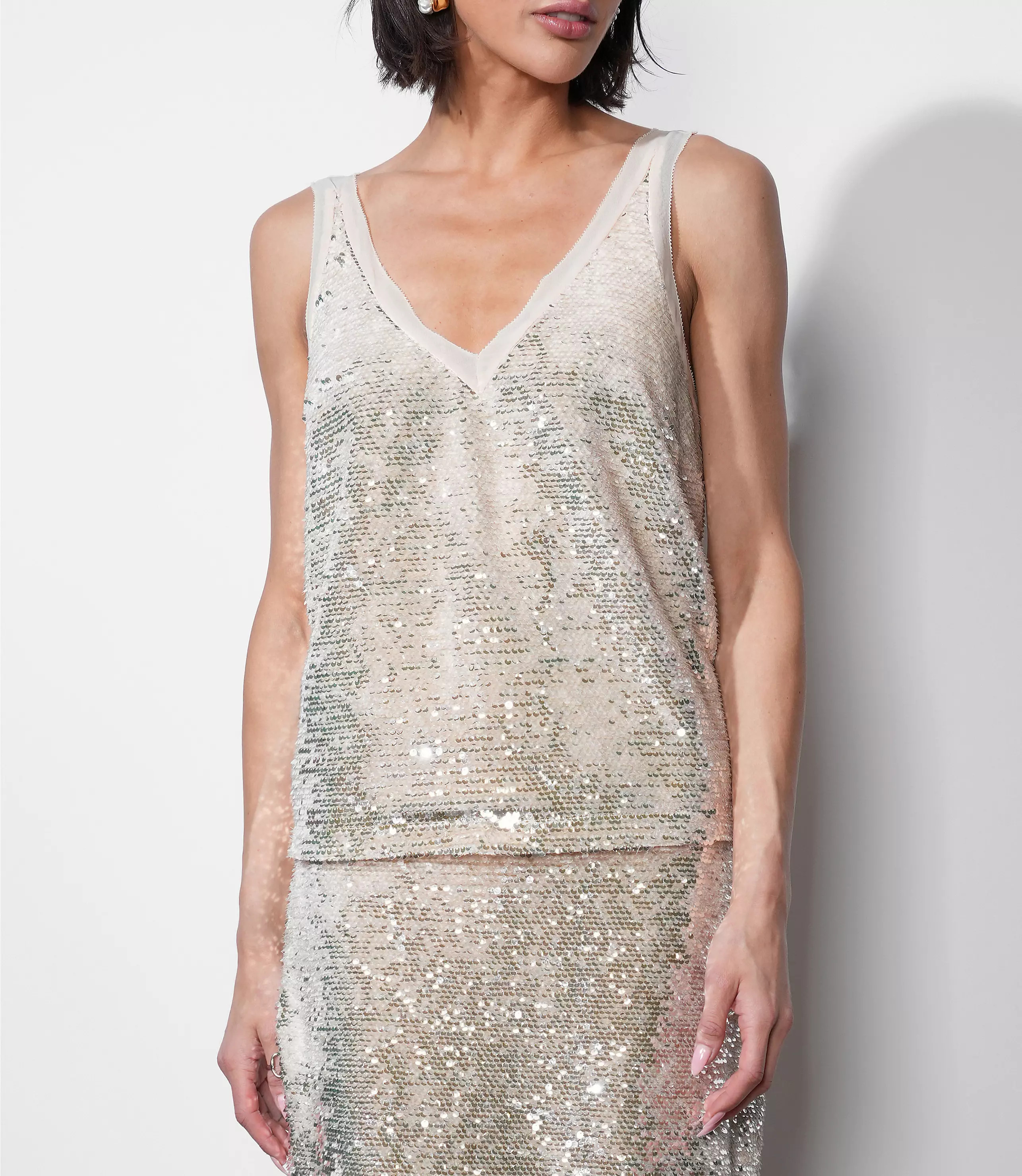 Greylin Ivy V-Neck Velvet Sequin Top | LOFT