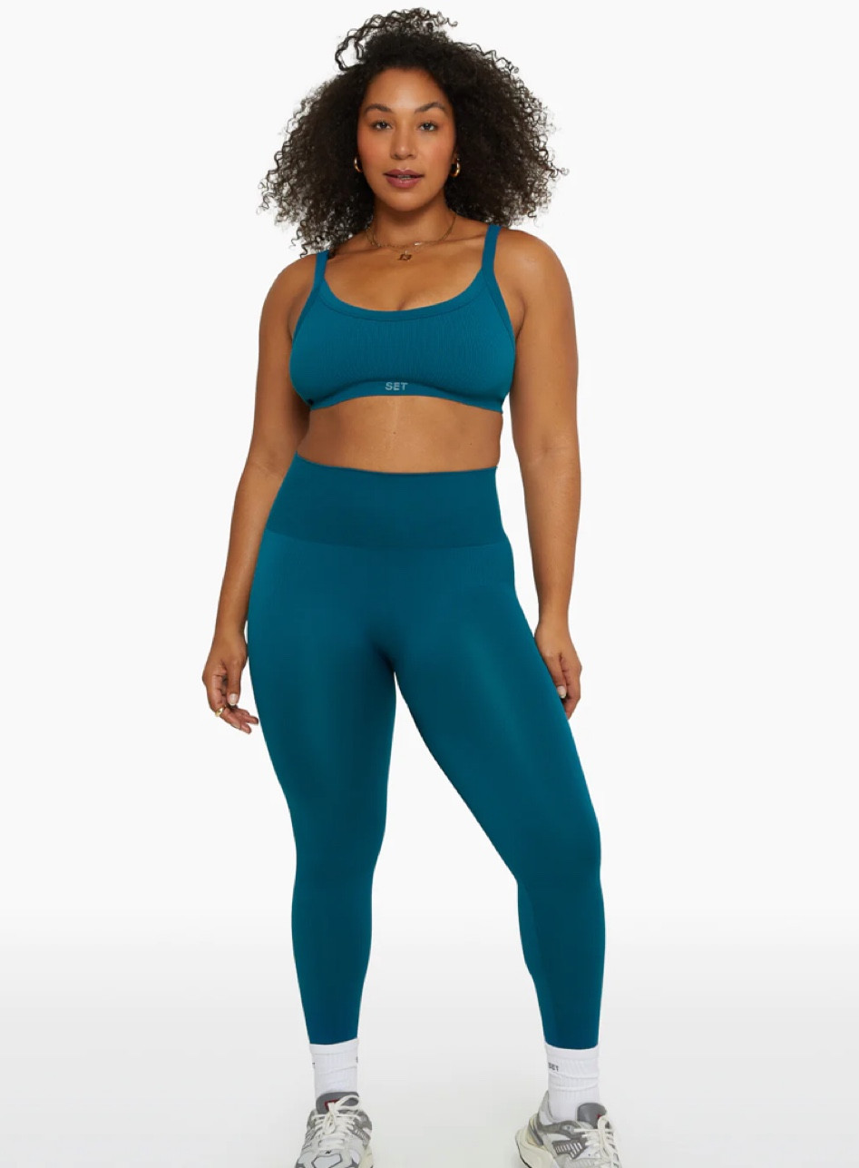 Gorg color called cove 🩵

#LTKfitness #LTKfindsunder100