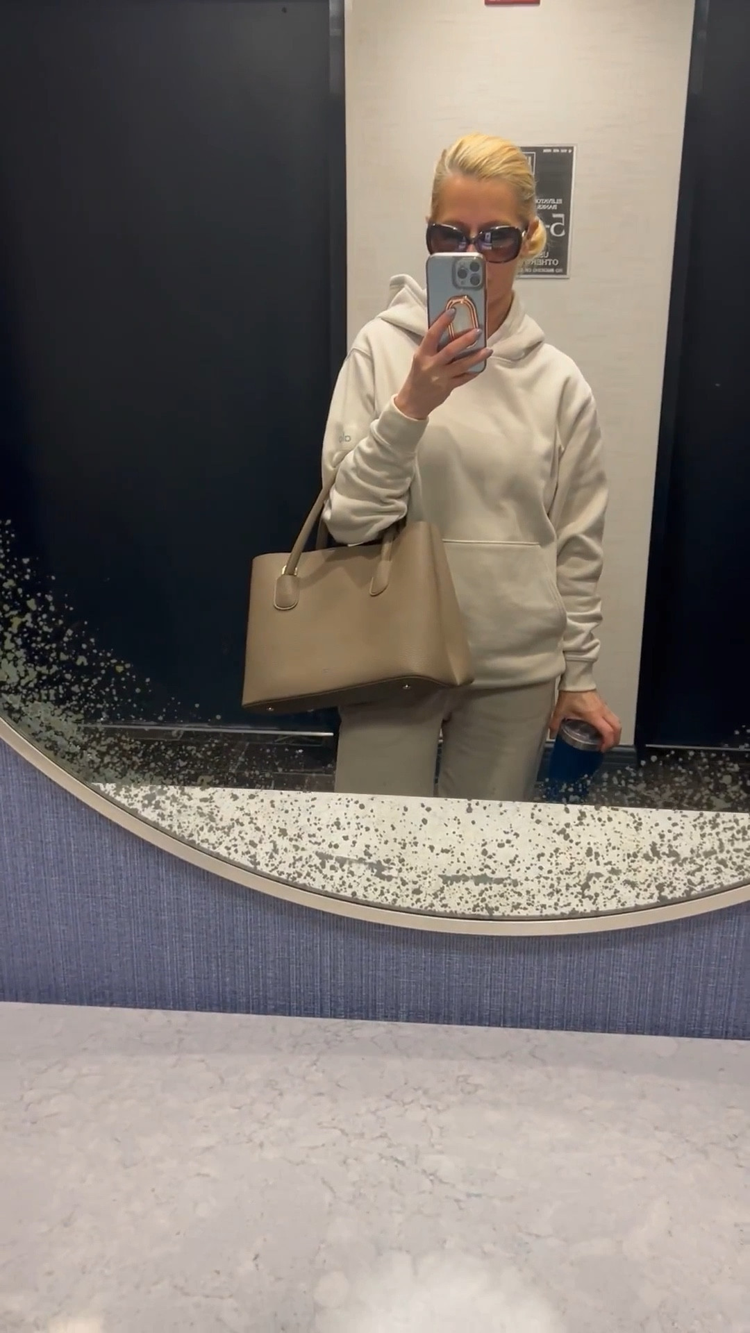 Weekend Loungewear outfit of the day. 

sweatpants set, Tote, Sunglasses 


Follow my LTK @renaeolivia on the @shop.LTK app to view this post and get my exclusive app-only content!


#LTKActive #LTKootd #LTKfitnessgoals