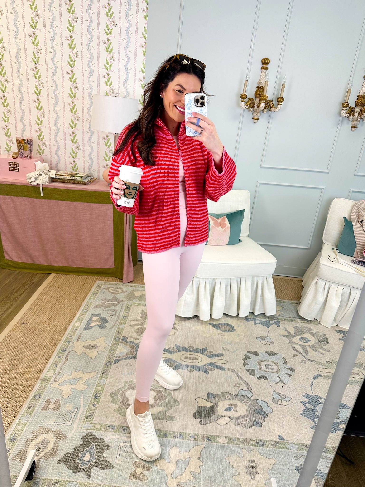 Easy and cute mom outfit!

#LTKootd #LTKmomlife #LTKdayinmylife