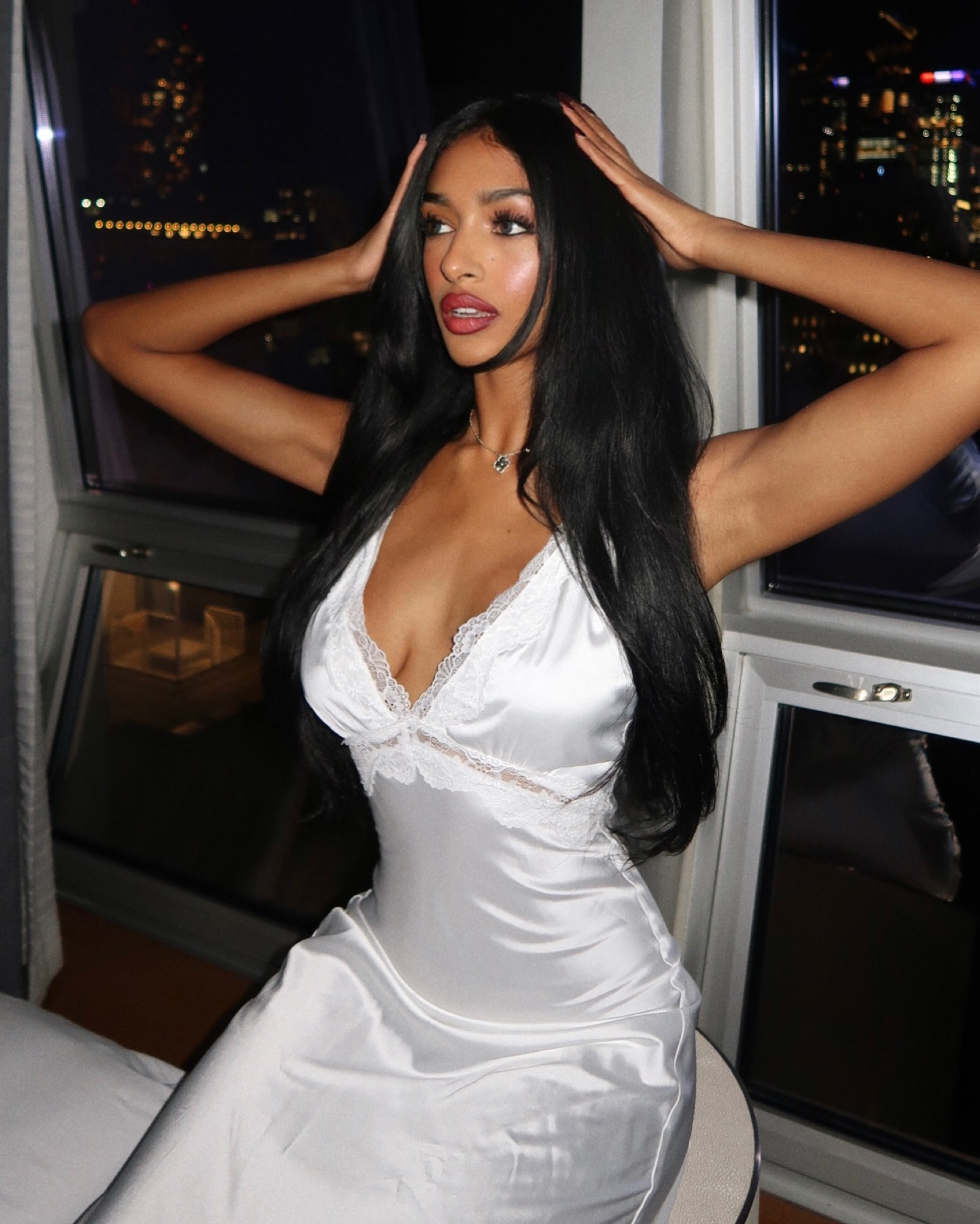 loveeeee a slip dress at night. 🌙 

#LTKGiftGuide #LTKHoliday #LTKfindsunder50