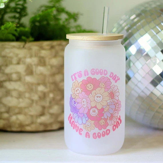 Good Day Daisies Beer Can Glass  Iced Coffee Glass  Glass | Etsy | Etsy (US)