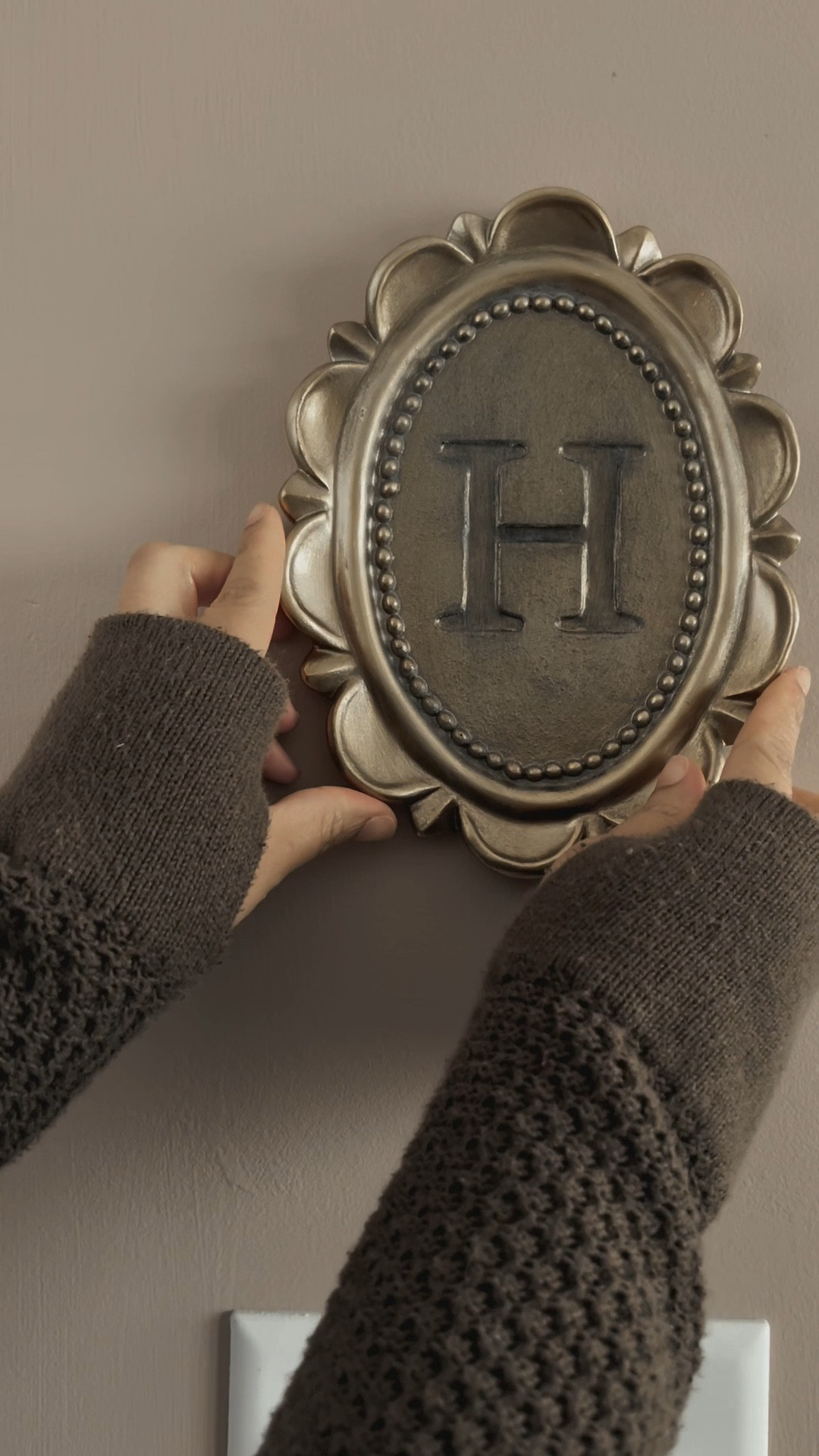 This monogram wall charm is my favorite little accent to my daughter’s room 🥹 It’s available in all initials!

Nursery | Girl Bedroom

#LTKBaby #LTKKids #LTKHome