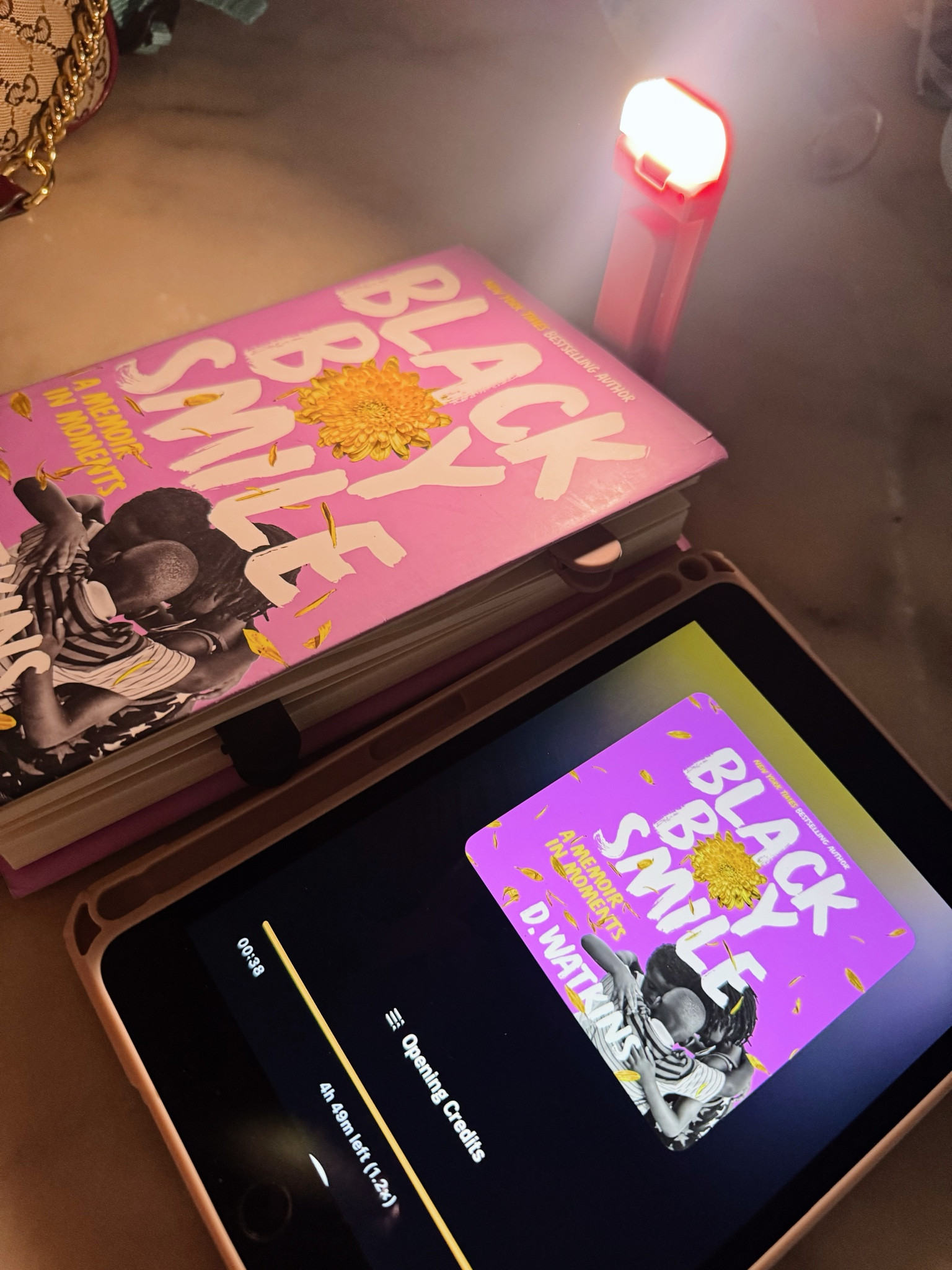 Book light & book mark clips >>> 10/10



#LTKGiftGuide #LTKHome #LTKFamily