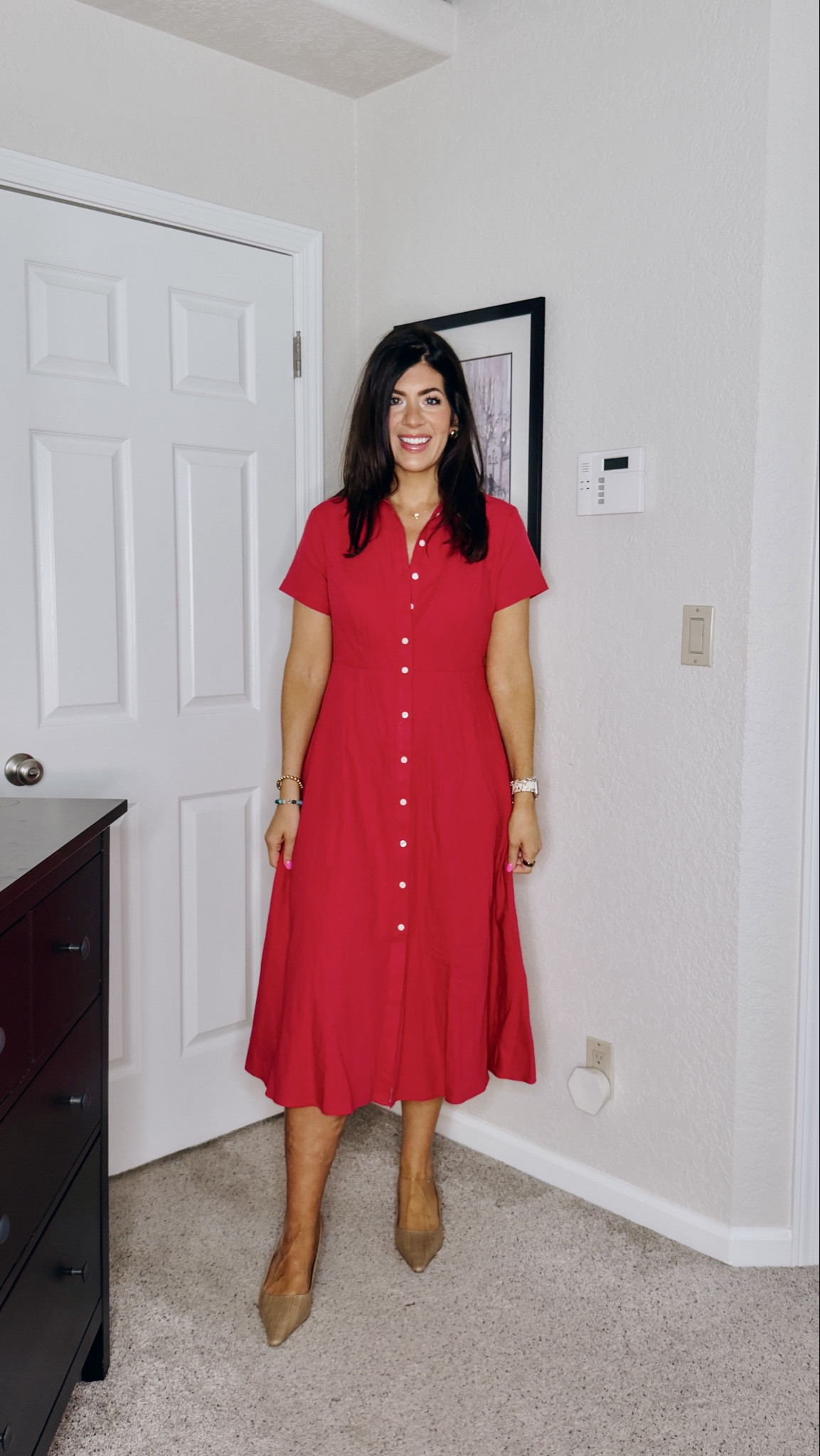 In a medium linen shirtdress

#LTKSaleAlert #LTKMidsize #LTKWorkwear