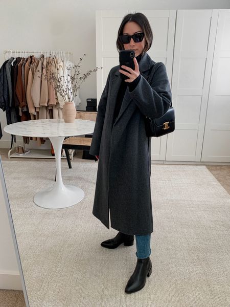 Mango coat. Oversized but works. I’m in an xxs. 

Coat - Mango xxs
Sweater - Everlane xs
Jeans - Levi’s 24
Boots - Vagabond 36
Bag - Celine medium
Sunglasses - YSL