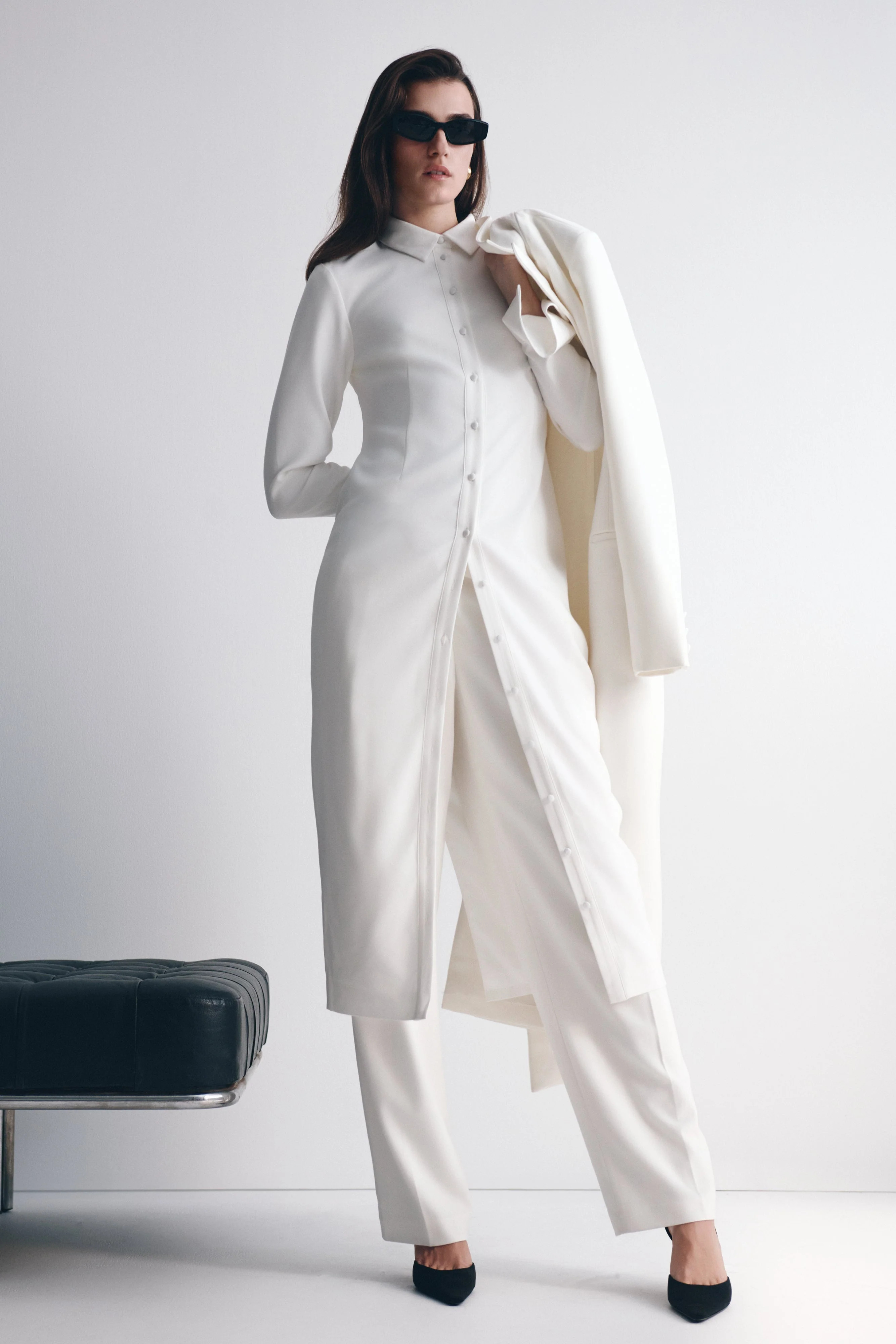 Fitted Shirt Midi Dress - White | MESHKI US