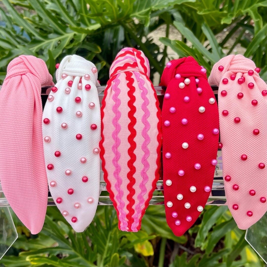 Low-key (high-key) obsessed with these Valentine headbands.

#LTKmomlife #LTKValentine #LTKWorkwear