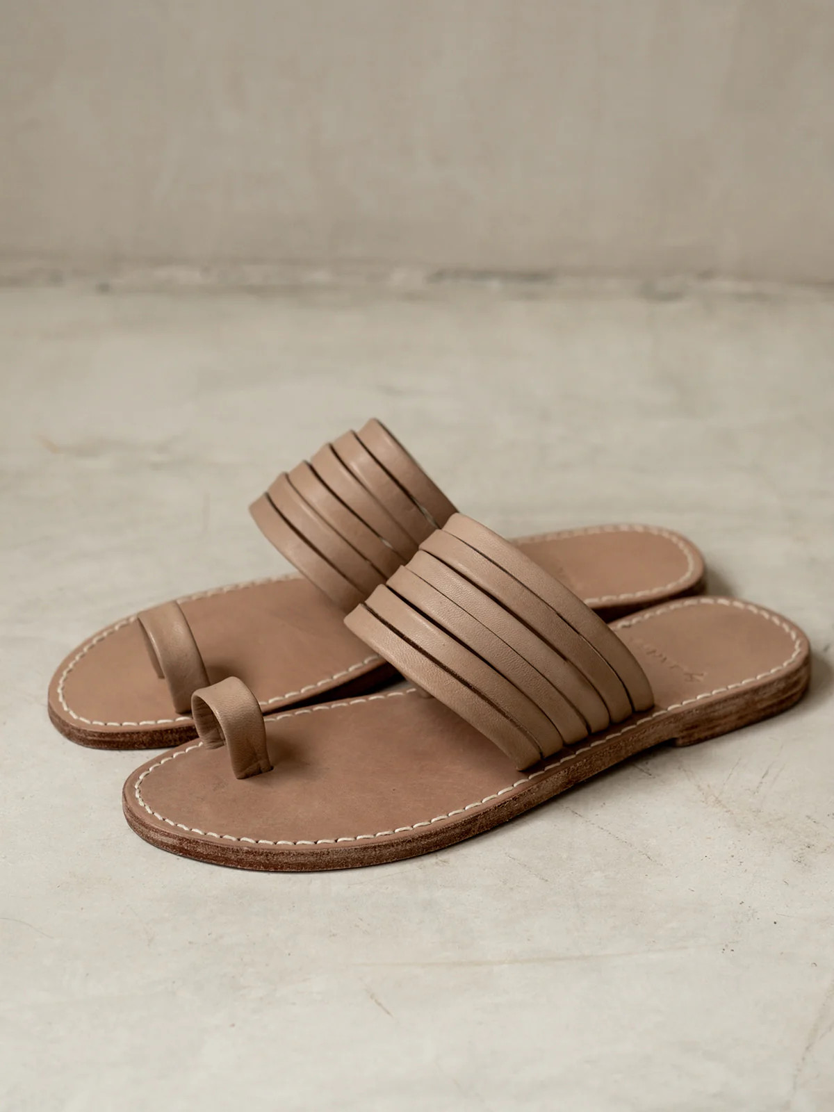 Jeanne Sandal | byJames