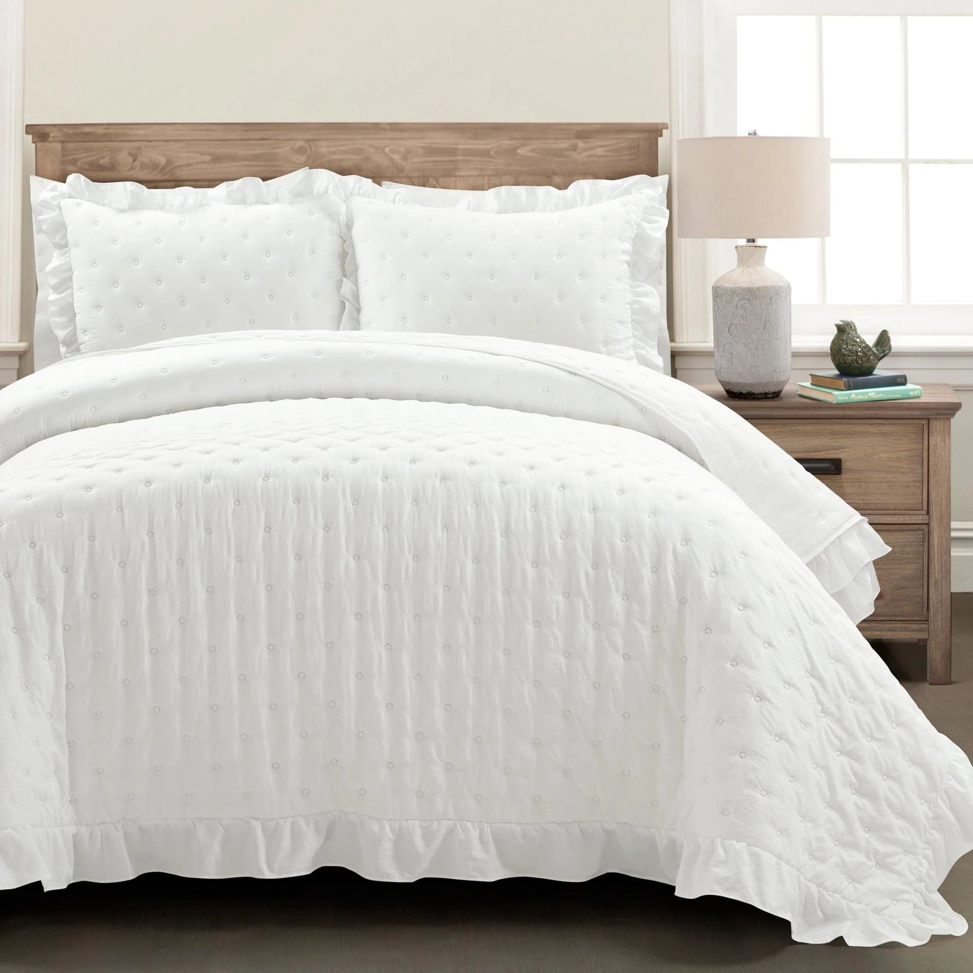 Reyna Ruffle Reversible Oversized 3 Piece Quilt Set | Lush Decor