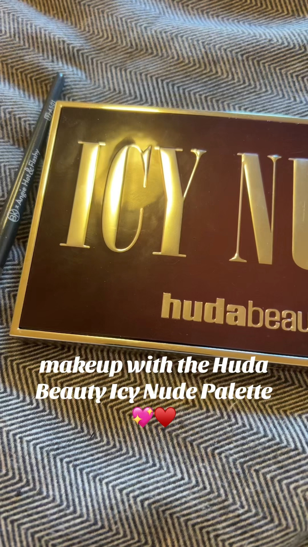 a tutorial for a huda beauty icy nude palette look ♥️♥️ I love using this palette- there's so many cool toned looks to create with it!!
follow for more makeup tips <33
#hudabeauty #hudabeautypalette #icynudepalette #icymakeuplook
#icymakeup #eyeshadowtutorial #eyeshadowpalette #wintereyeshadow

#LTKGiftGuide #LTKFindsUnder100 #LTKBeauty