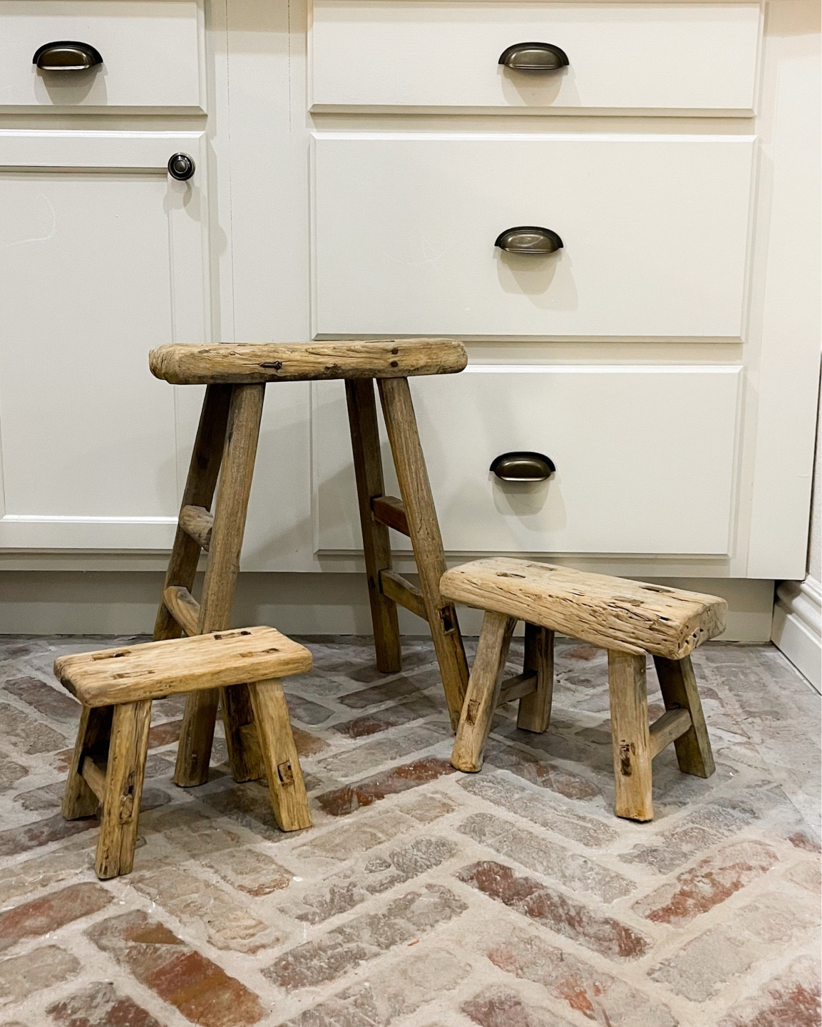 Here’s where I go for all of my primitive stools and benches! 🤎

#LTKhome