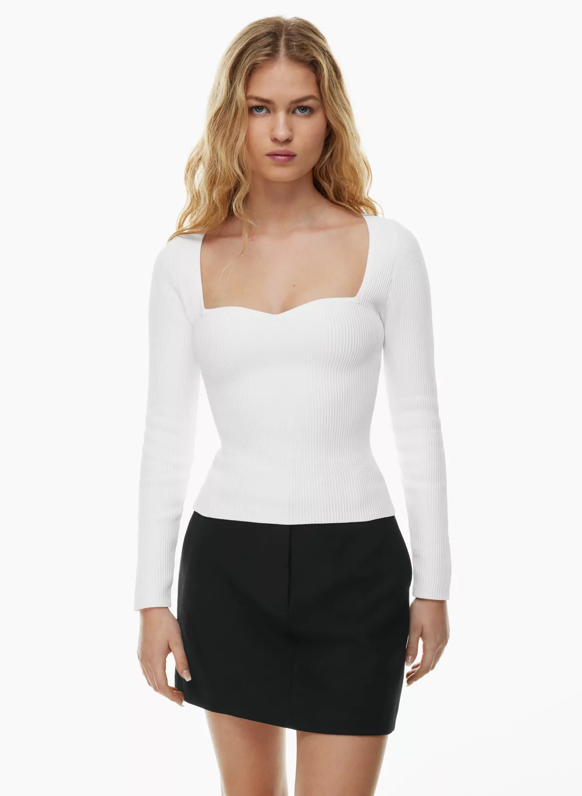 SCULPT KNIT SWEETHEART LONGSLEEVE | Aritzia