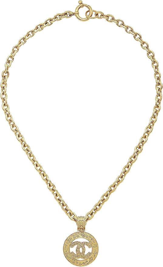 Amazon.com: Chanel, Pre-Loved Gold Filigree 'CC' Round Necklace, Gold : Clothing, Shoes & Jewelry | Amazon (US)