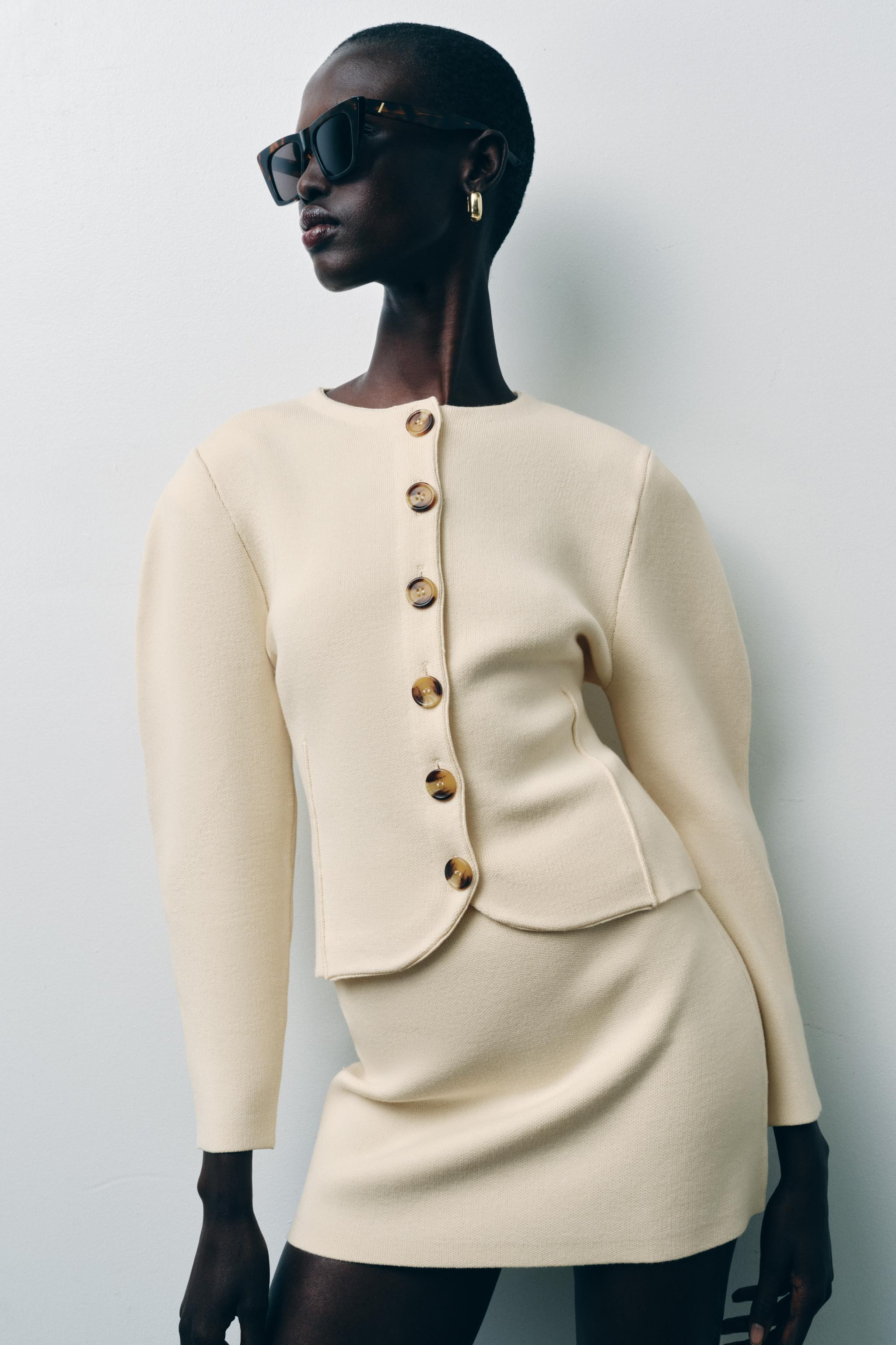 FITTED CARDIGAN WITH BUTTONS | Zara US