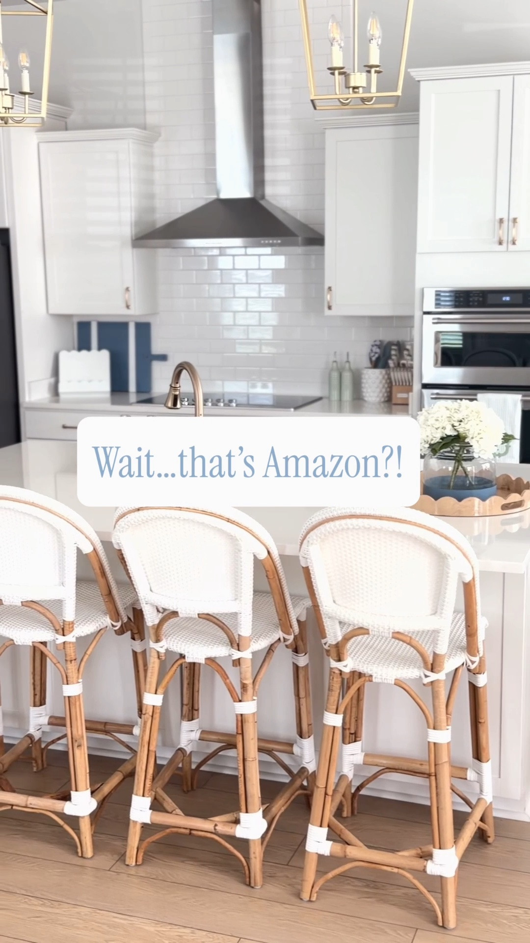 Sharing some of my favorite Grandmillennial Amazon home finds! 

Grandmillennial decor, Grandmillennial style, classic style, ginger jars, blue and white decor, blue and white home