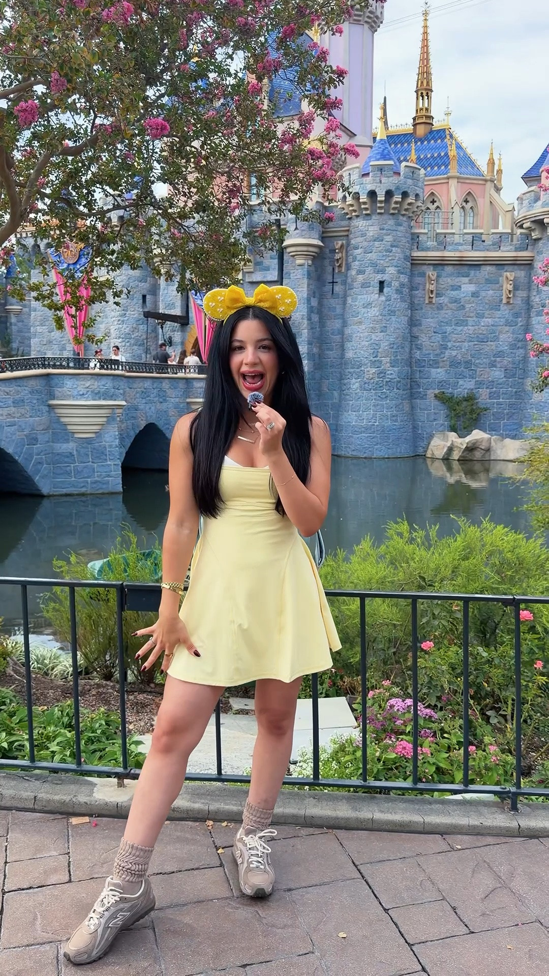 Comfy but cute Disney outfit 🤍

#LTKootd #LTKU #LTKPetite