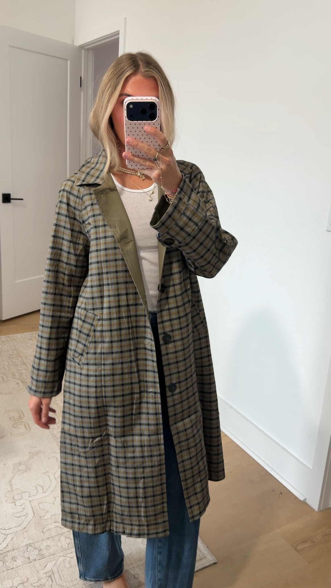 Amazon size small Tankaneo Womens Long Trench Coat Plaid Reversible Windproof Overcoat
Street Style, Office Clothes, Travel Outfits, Lapel Single Breasted, Fall And Winter, Button Down, Casual, Trendy