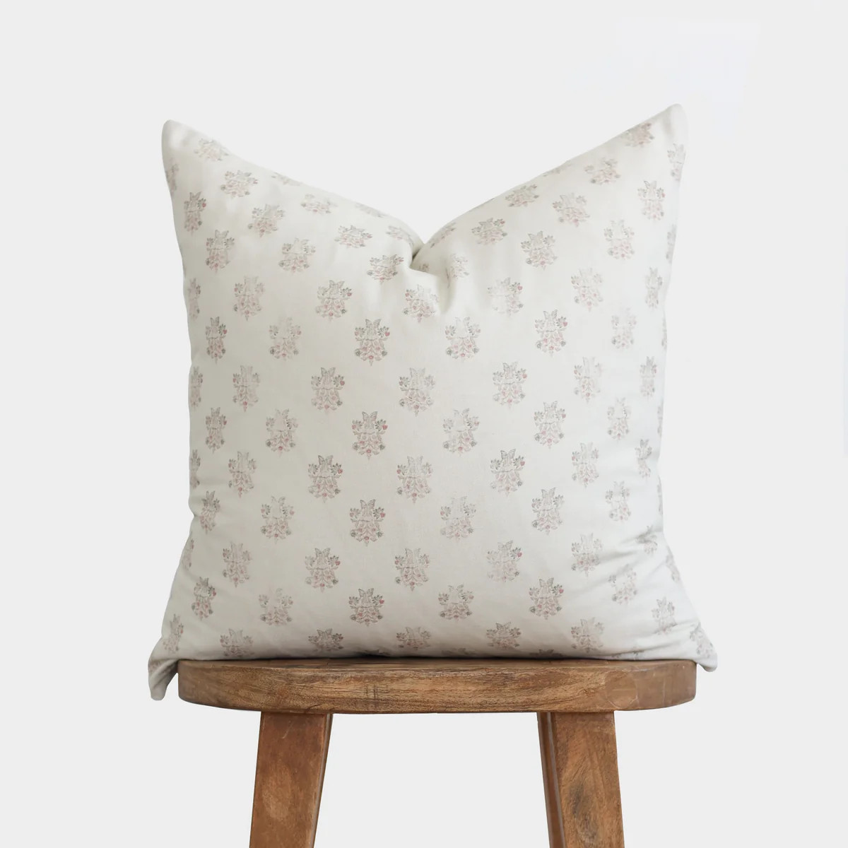 Lyla - 18" | 22" | 24" | 26" | Woven Nook