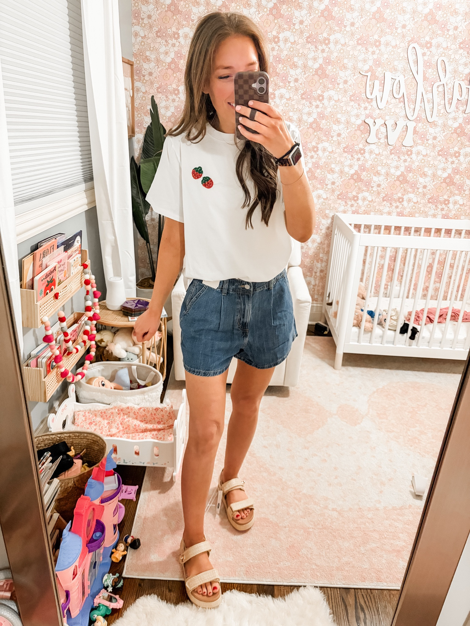 Wearing size M in top and size 4 in shorts


Spring break outfit / summer outfit / vacation / travel / sandals 

#LTKgrwm #LTKootd #LTKTravel