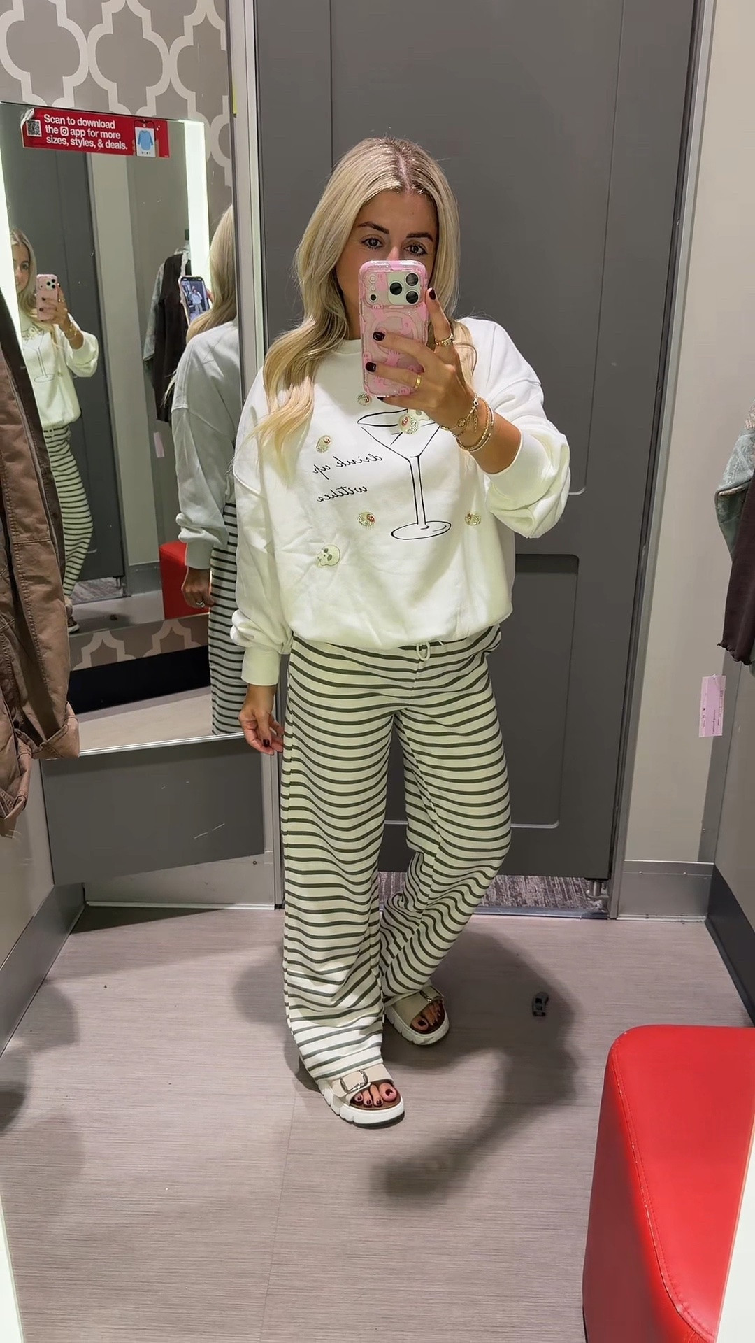 New matching set @Target 
Size small sweater and xs sweatpants. 
Sandals tts
Fall outfit