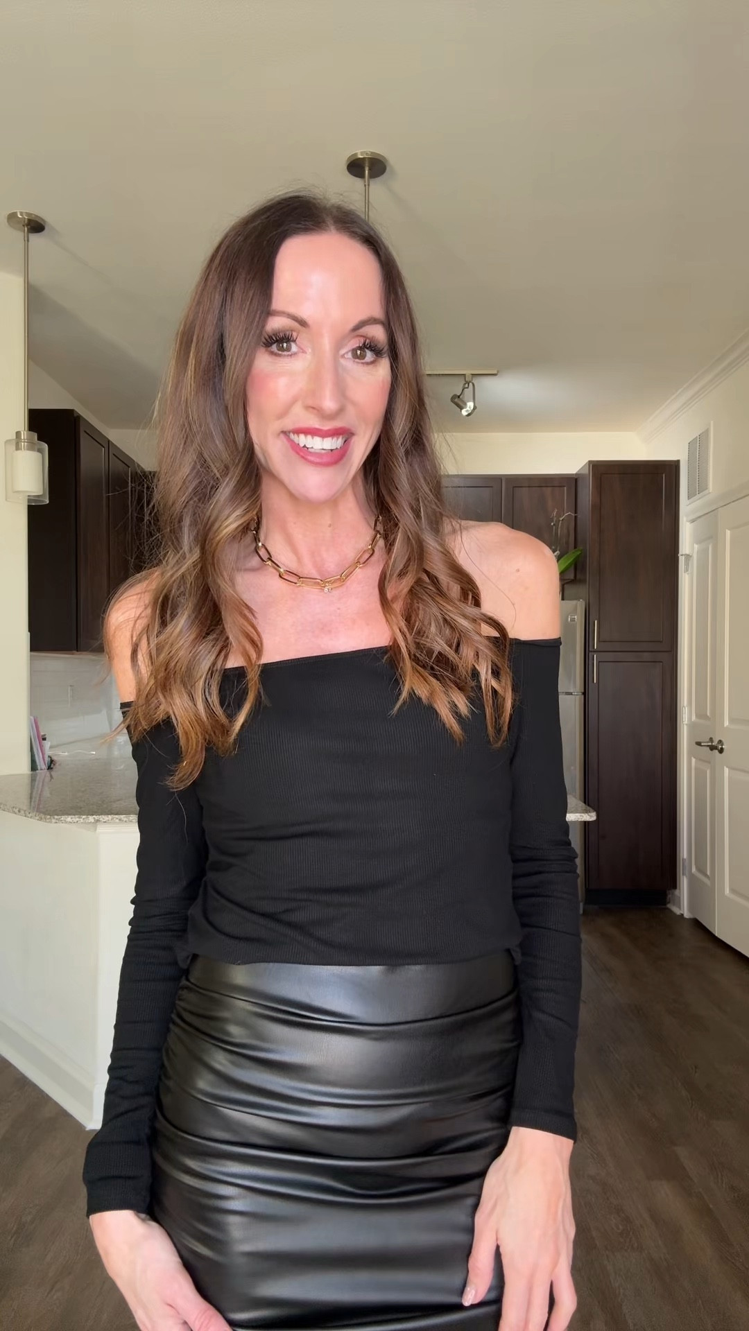 Halara is known for their activewear, but they also have the cutest skirts and tops! This skirt has the same compression that they’re known for with their leggings, and it is fleece lined with built in shorts! The top is super stretchy, has a built-in bra, and elastic sleeves to hold them perfectly in place! Wearing a S in both. If in between sizes, I would size up on the skirt because it has a lot of compression! 🖤

#LTKSaleAlert #LTKootd #LTKValentine