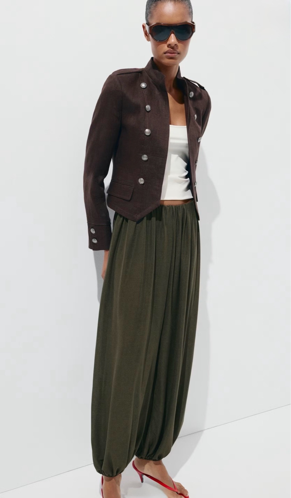 work outfits

 Military jacket paired with MID-RISE BAGGY PANTS

#office #workwear #outfit

#LTKSeasonal #LTKOver40