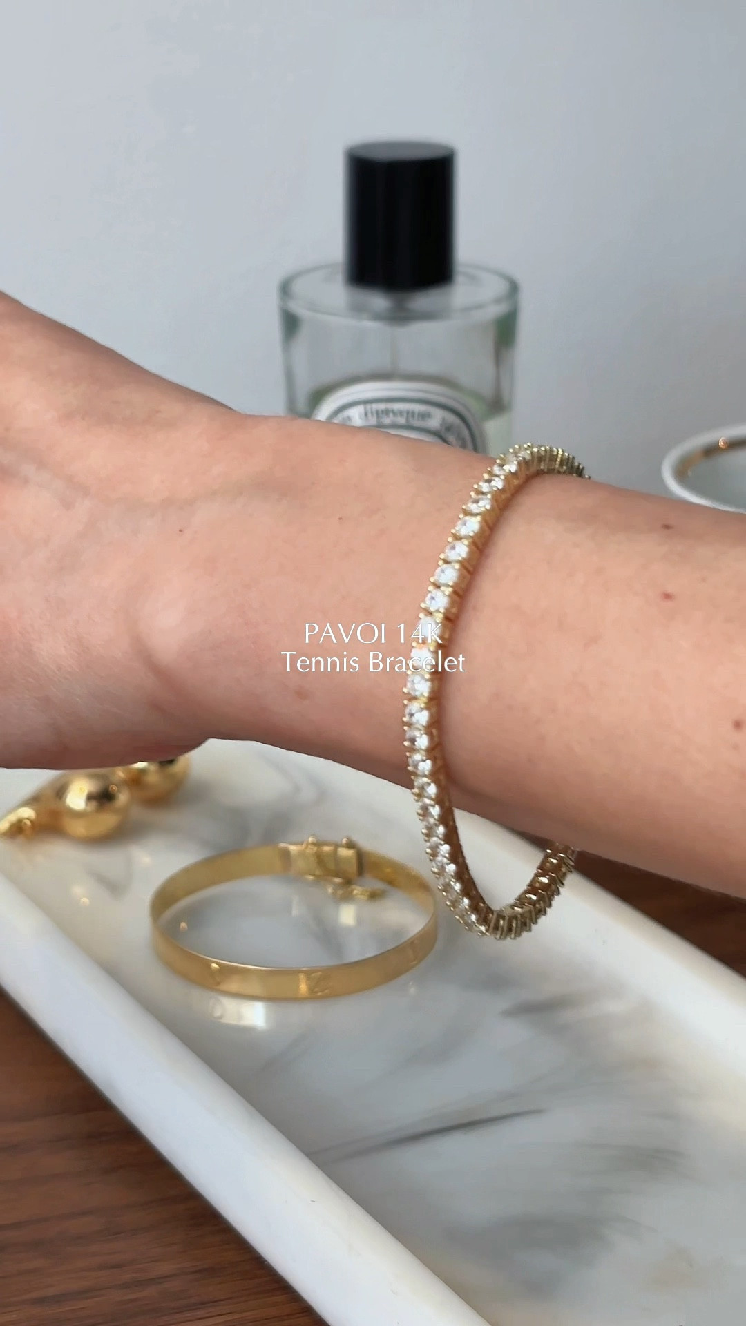 This elegant gold bracelet is a simple piece that instantly elevates any outfit.
It’s lightweight, comfortable, and easy to style with casual looks or more dressed-up outfits. I love wearing it on its own for a clean look, or layering it with other bracelets for a chic, effortless vibe.

#LTKgiftguide #LTKcanada #LTKdatenight