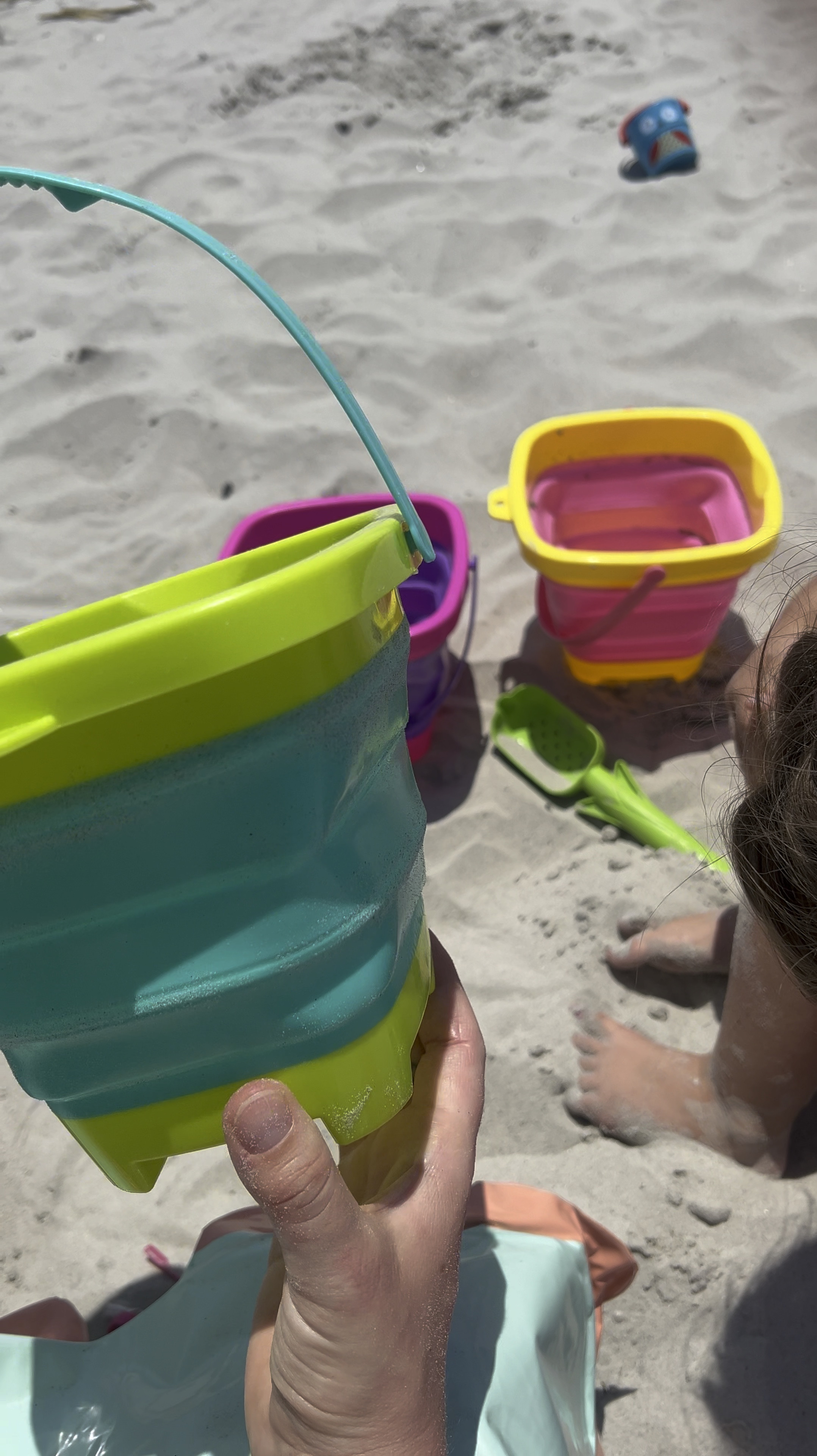 We found the coolest collapsible buckets for the beach/pool this year! 🪣☀️🌊👙🏖️

#LTKSeasonal #LTKFamily #LTKSwim