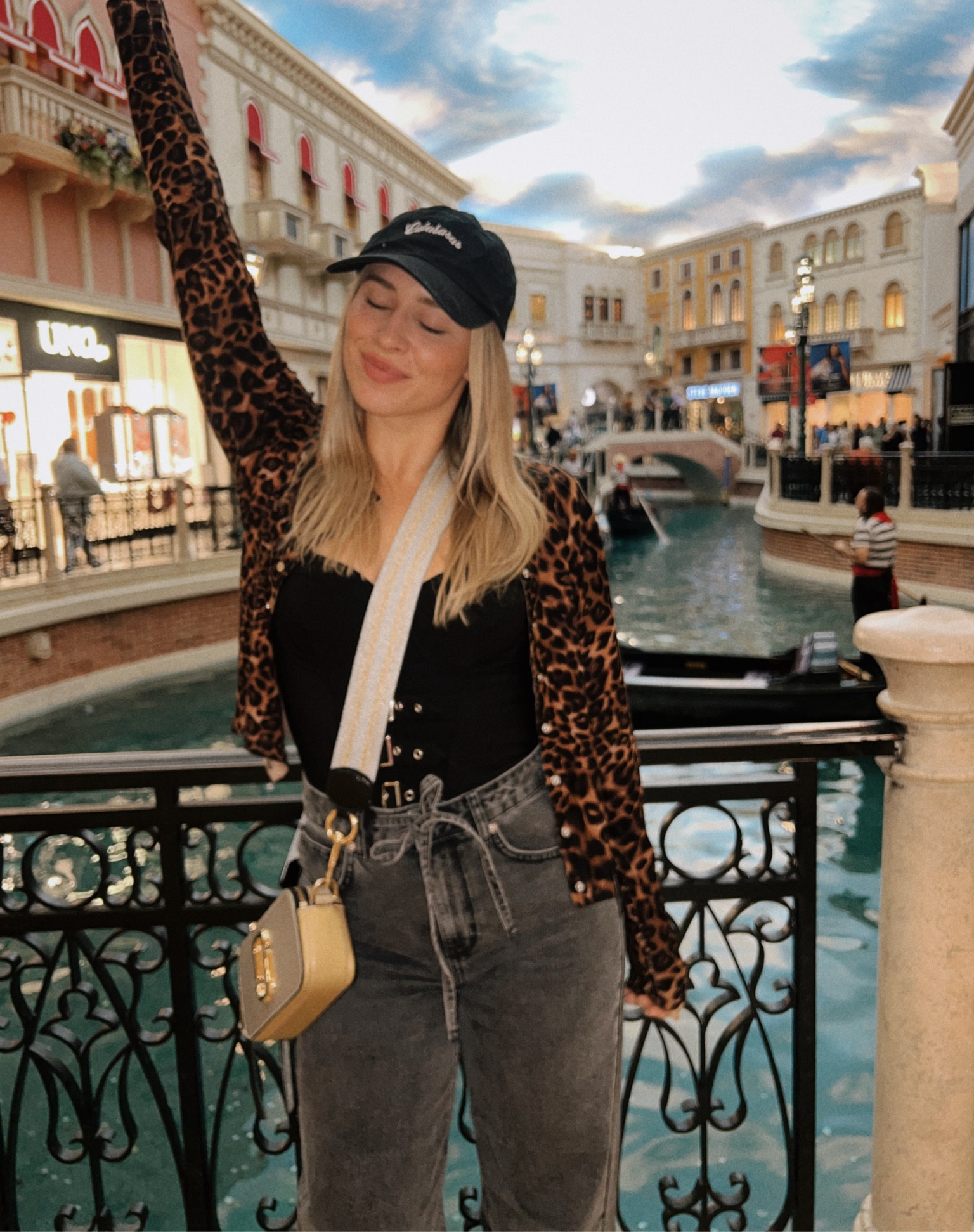 Fall Layers

#LTKStyleTip #LTKSeasonal #LTKFindsUnder100